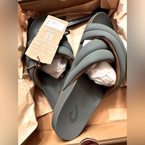 Olukai “Star Pine” Hila Puffy Slide Sandals